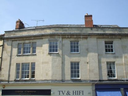 A centrally located first floor 